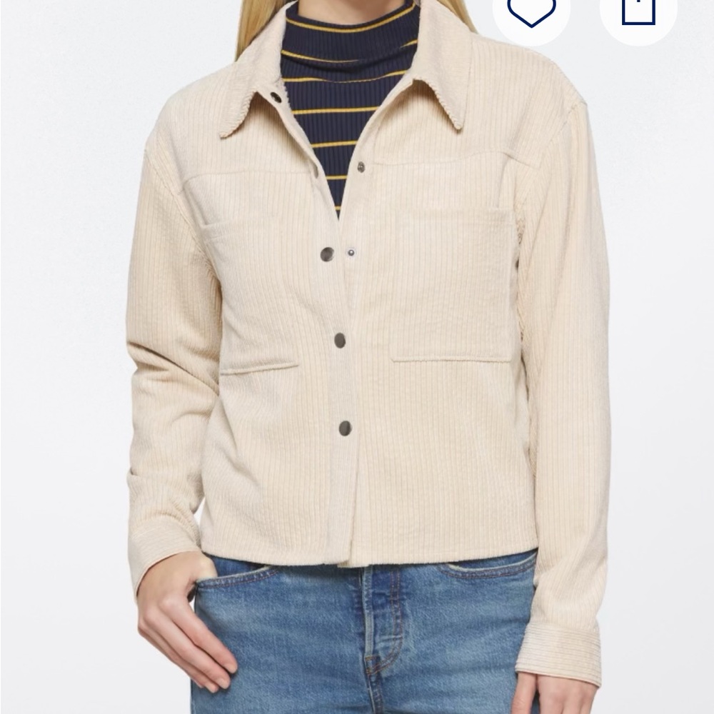 Corduroy short jacket with snap closures.